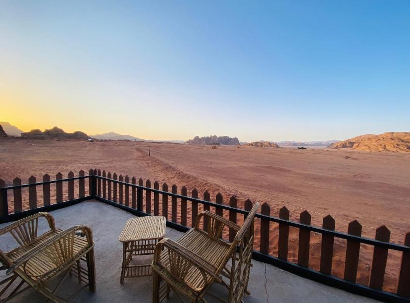 Desert Magic Camp & Resort Вади Рум Екстериор снимка