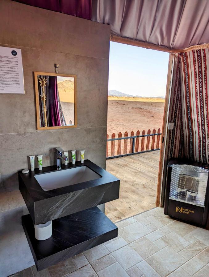 Desert Magic Camp & Resort Вади Рум Екстериор снимка
