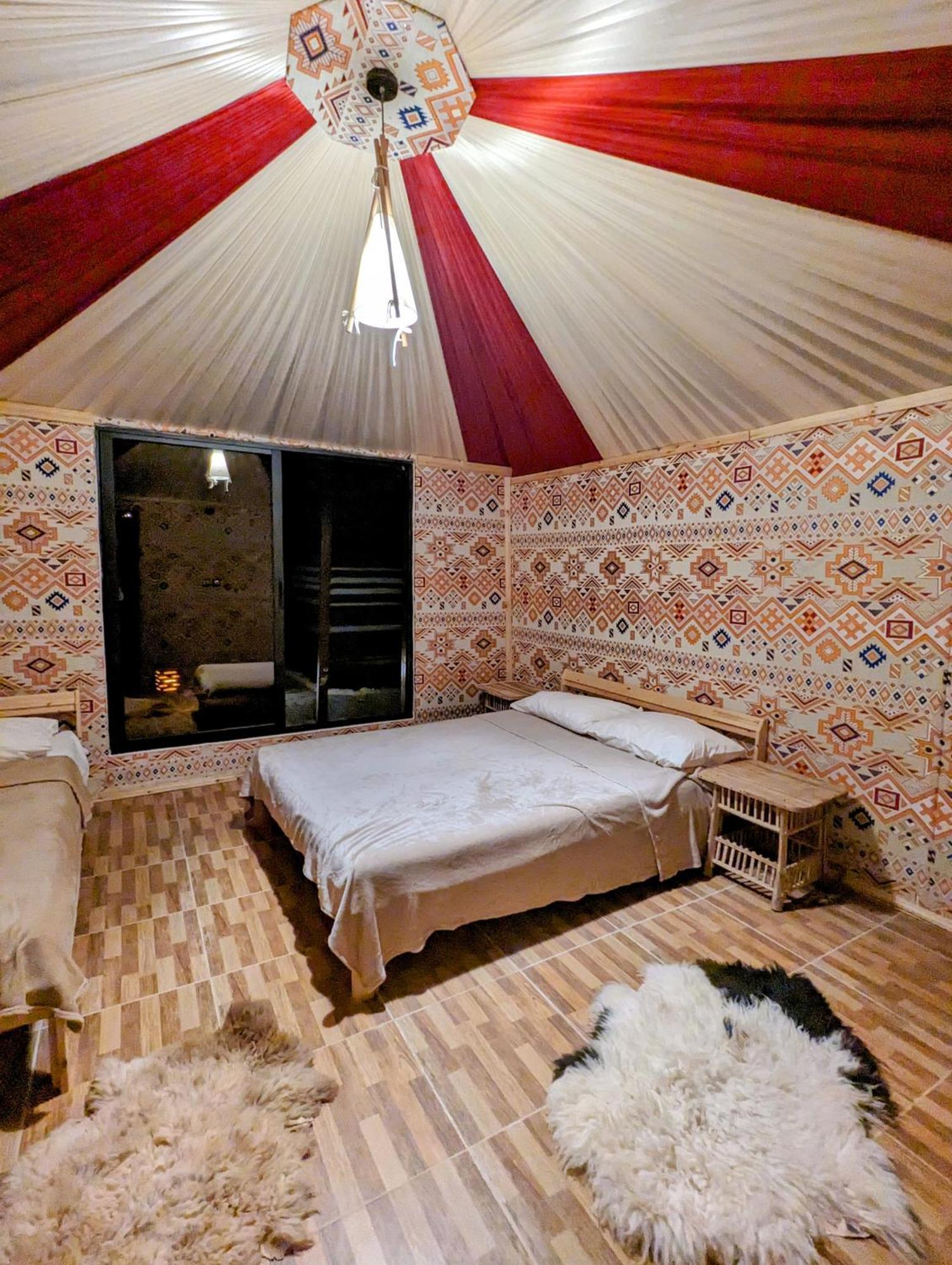 Desert Magic Camp & Resort Вади Рум Екстериор снимка